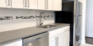 Madison Mall Apartments Madison Mall Apartments Photo Gallery 1