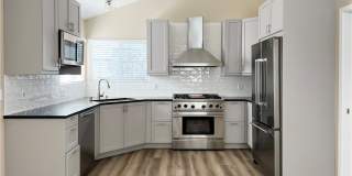 703 Larkspur Avenue 1/2 703 Larkspur Avenue 1/2 Photo Gallery 1