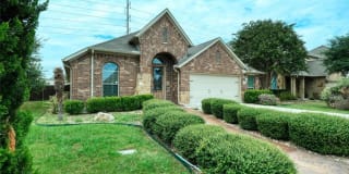 1001 N Ash Cove 1001 N Ash Cove Photo Gallery 1