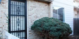 7117 S Vine Cir W 7117 S Vine Cir W Photo Gallery 1