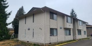 537 37th St SE 537 37th St SE Photo Gallery 1