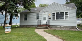 1517 University Drive North 1517 University Drive North Photo Gallery 1