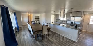 3575 E Golden Valley Rd 3575 E Golden Valley Rd Photo Gallery 1