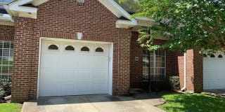 211 West Drive Unit 35 211 West Drive Unit 35 Photo Gallery 1