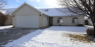 2462 Ironwood Ave 2462 Ironwood Ave Photo Gallery 1