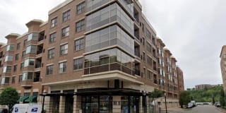 22 AVENUE AT PORT IMPERIAL 22 AVENUE AT PORT IMPERIAL Photo Gallery 1