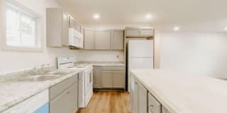 422 E. Poplar Street A 422 E. Poplar Street A Photo Gallery 1