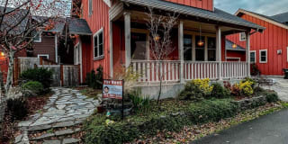 1404 Gwinn St E 1404 Gwinn St E Photo Gallery 1