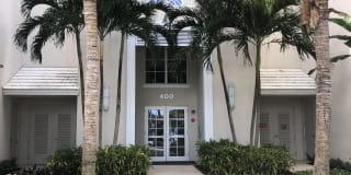 432 Bay Colony Drive N 432 Bay Colony Drive N Photo Gallery 1