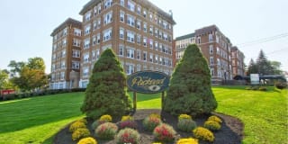 745-749 Farmington Avenue 745-749 Farmington Avenue Photo Gallery 1