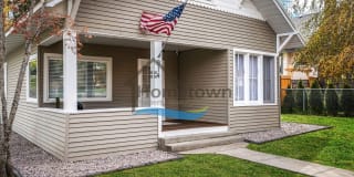 914 E Garden Ave 914 E Garden Ave Photo Gallery 1