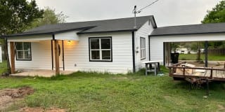 305 S 2nd St 305 S 2nd St Photo Gallery 1