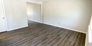 4605 Grove Park Ln 4605 Grove Park Ln Photo Gallery 1