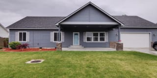940 S 38th ave 940 S 38th ave Photo Gallery 1