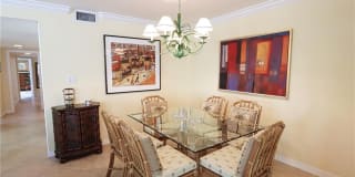 3483 Gulf Shore BLVD N 3483 Gulf Shore BLVD N Photo Gallery 1