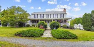 21717 OATLANDS ROAD 21717 OATLANDS ROAD Photo Gallery 1