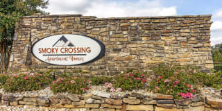 Smoky Crossing Apartment Homes Smoky Crossing Apartment Homes Photo Gallery 1