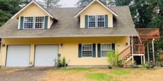 3929 SW Huckleberry Road 3929 SW Huckleberry Road Photo Gallery 1
