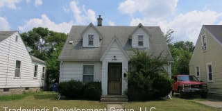 6240 Ashton Ave 6240 Ashton Ave Photo Gallery 1