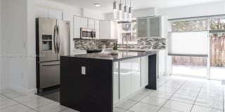 5163 SW 121st Ter 5163 SW 121st Ter Photo Gallery 1