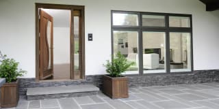 1 Stonehedge Drive South 1 Stonehedge Drive South Photo Gallery 1