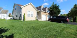 31 CANAL VIEW 31 CANAL VIEW Photo Gallery 1