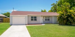 2289 Southeast West Blackwell Drive 2289 Southeast West Blackwell Drive Photo Gallery 1