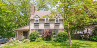 621 UNIVERSITY PLACE 621 UNIVERSITY PLACE Photo Gallery 1
