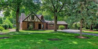 205 E Marion Avenue 205 E Marion Avenue Photo Gallery 1
