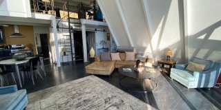 2144 Sunset Plaza Dr 2144 Sunset Plaza Dr Photo Gallery 1