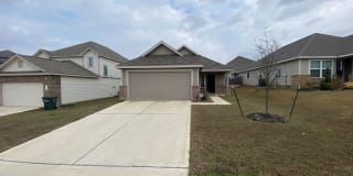 991 Crossing Drive 991 Crossing Drive Photo Gallery 1