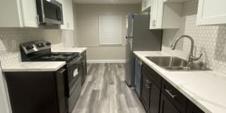 2370 32nd Avenue 2370 32nd Avenue Photo Gallery 1