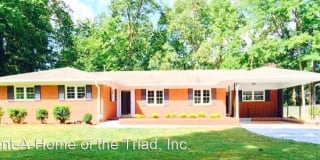 207 Knollwood Drive 207 Knollwood Drive Photo Gallery 1