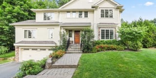 290 Forest Dr S 290 Forest Dr S Photo Gallery 1