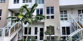 10280 NW 63rd St 102 10280 NW 63rd St 102 Photo Gallery 1