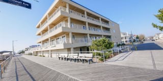 6100 Boardwalk 6100 Boardwalk Photo Gallery 1