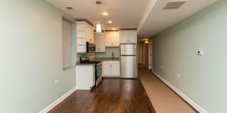 3246 North California Avenue 3246 North California Avenue Photo Gallery 1