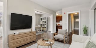 1200 W Franklin Ave 1200 W Franklin Ave Photo Gallery 1