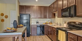 Bluewater at Bolton’s Landing Bluewater at Bolton’s Landing Photo Gallery 1