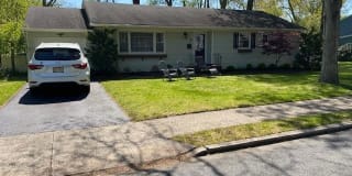 4 Roslyn Drive 4 Roslyn Drive Photo Gallery 1