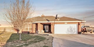 6226 North Davis Lane 6226 North Davis Lane Photo Gallery 1