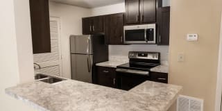 Balmoral Village Balmoral Village Photo Gallery 1