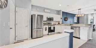 863 Hampton CIR 863 Hampton CIR Photo Gallery 1