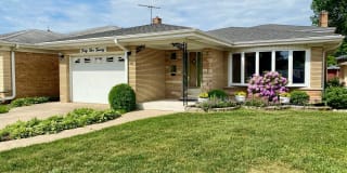 4520 N. Thatcher Ave 4520 N. Thatcher Ave Photo Gallery 1