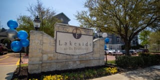 Lakeside at La Frontera Lakeside at La Frontera Photo Gallery 1