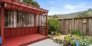 1199 Oddstad BLVD 1199 Oddstad BLVD Photo Gallery 1