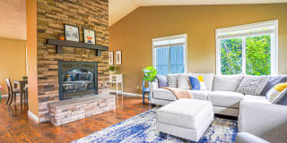 21833 8th Pl W 21833 8th Pl W Photo Gallery 1