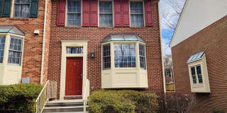 10431 Englishman Dr 10431 Englishman Dr Photo Gallery 1