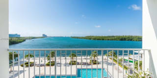 300 Bayview Dr 300 Bayview Dr Photo Gallery 1