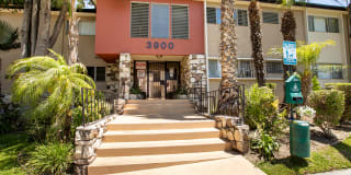 Roxanne Apartments Roxanne Apartments Photo Gallery 1